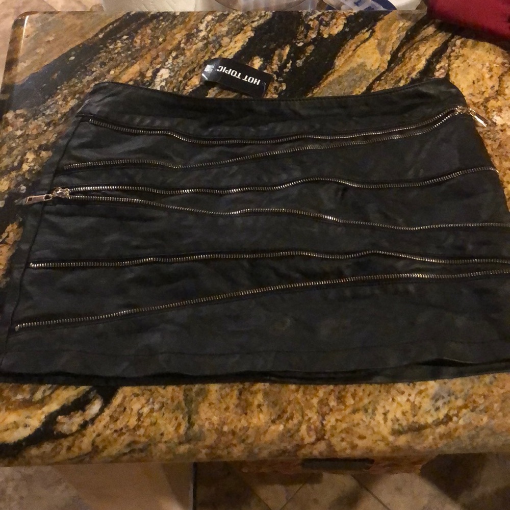 Leather zipper mini skirt